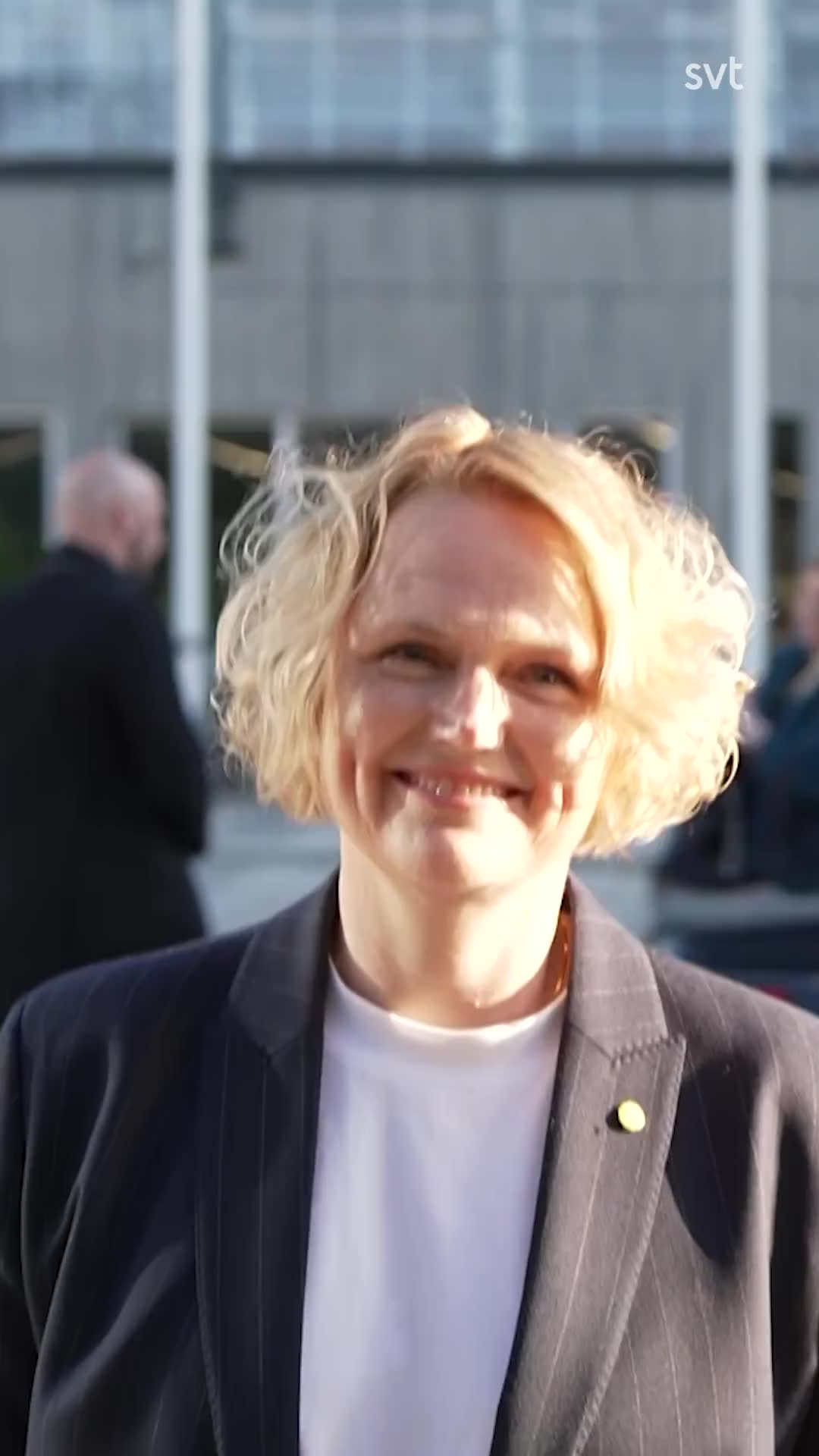 Spelade din rekordhöga lön in i beslutet att bli partiledare?